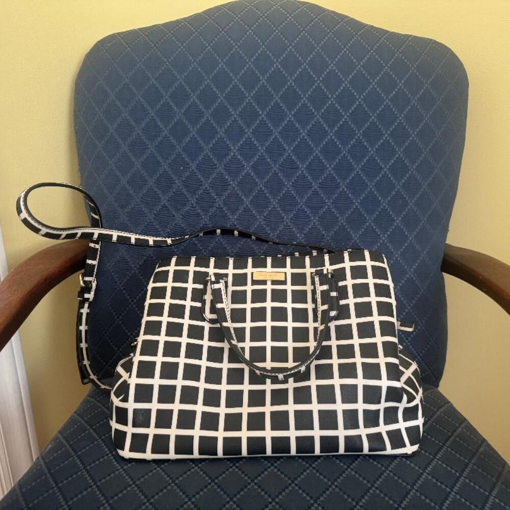 Vintage Kate Spade Vinyl Black and White Handbag - Picture 6 of 6